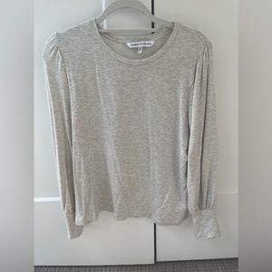 Cupcakes and Cashmere Gray Top Sweatshirt Puff Shoulder sleeve Medium M